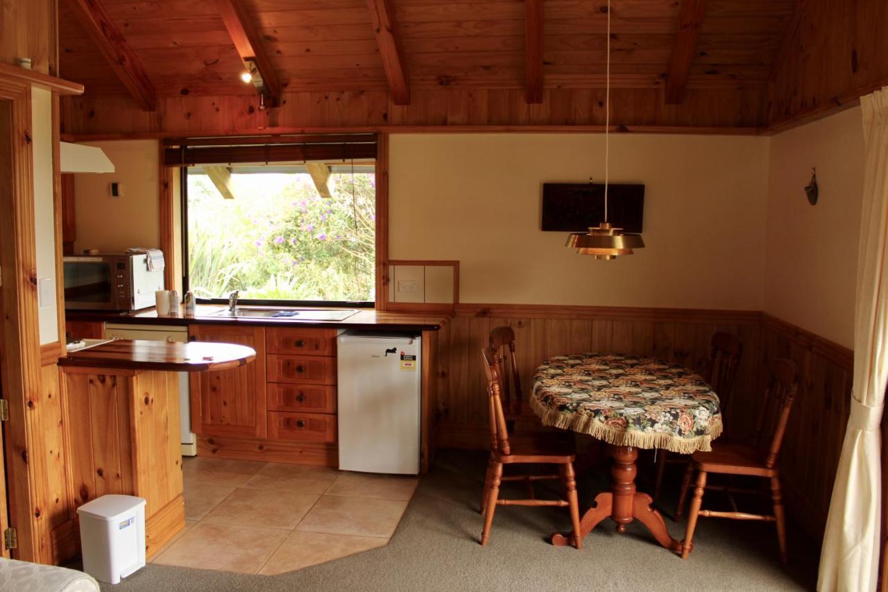 The Cottage Wai Rua Ruatangata West Екстериор снимка